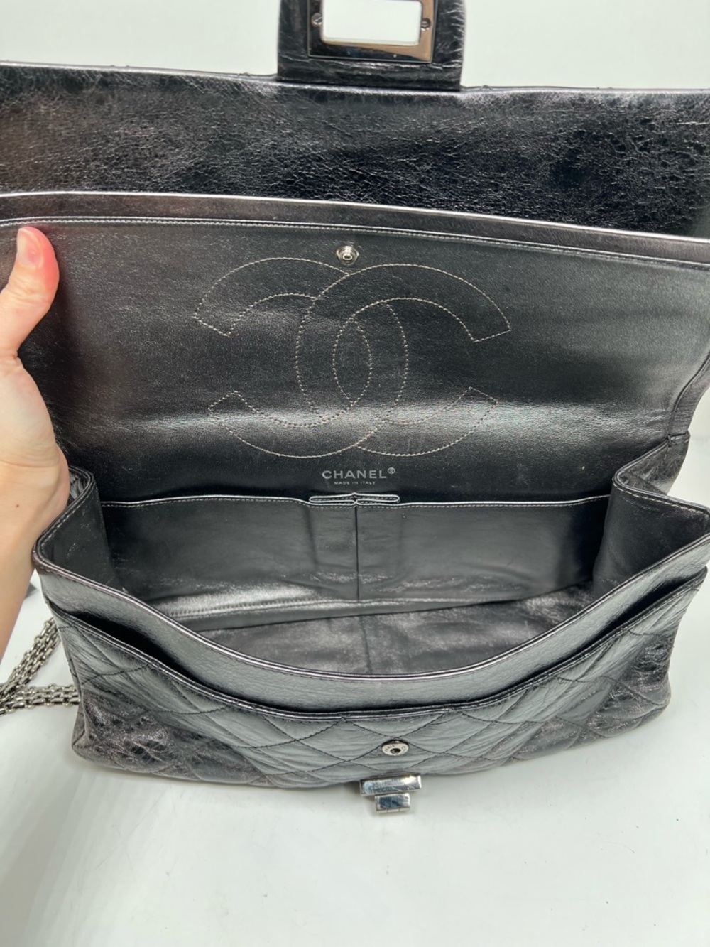 Chanel Quilted Aged Calfskin Silver / Gray Reissue 2.55 Double Flap 227 - Picture 6 of 11